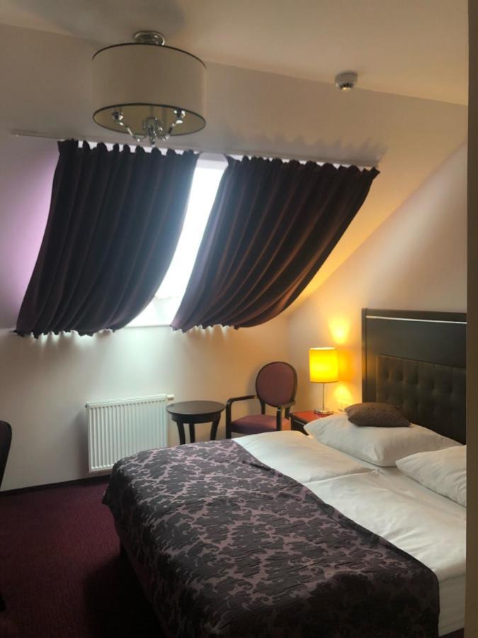 Helmova Apart Otel Prag